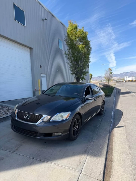2010 Lexus GS 3rd Gen - Image 2 of 10