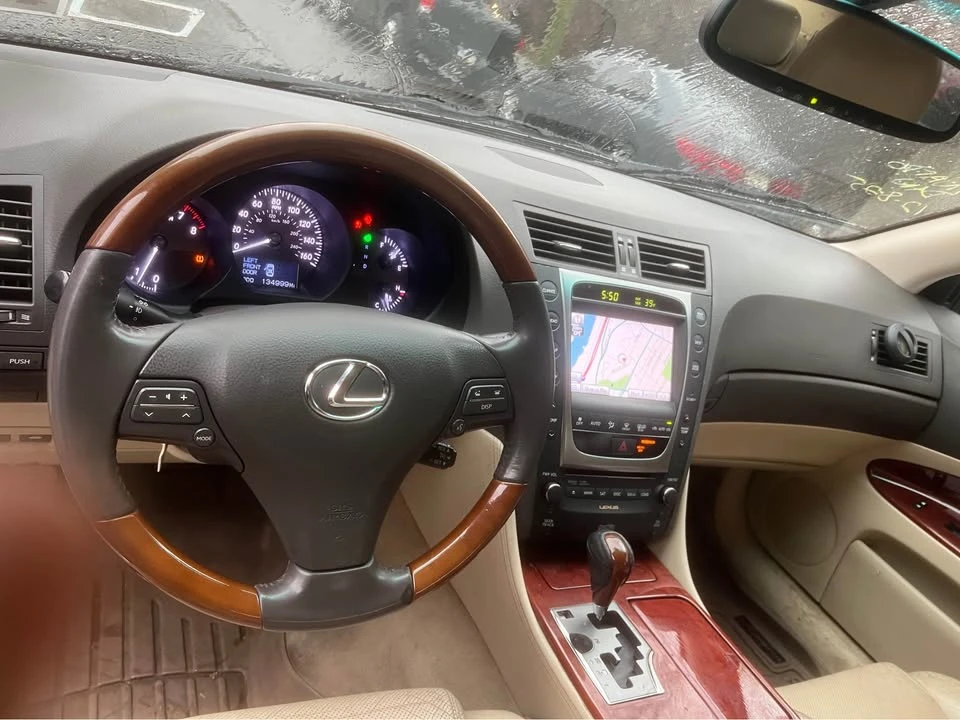 2010 Lexus GS 3rd Gen - Image 4 of 7