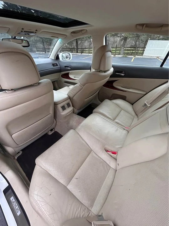 2010 Lexus GS 3rd Gen - Image 11 of 20
