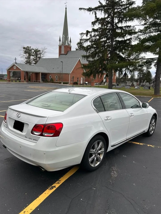 2010 Lexus GS 3rd Gen - Image 4 of 20