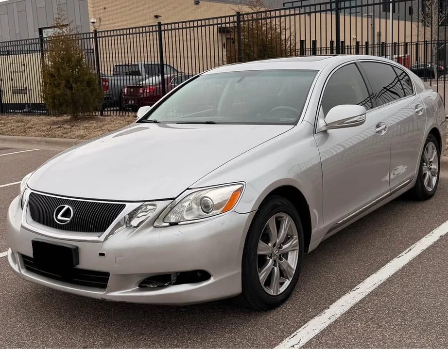 2010 Lexus GS 3rd Gen - Image 2 of 6