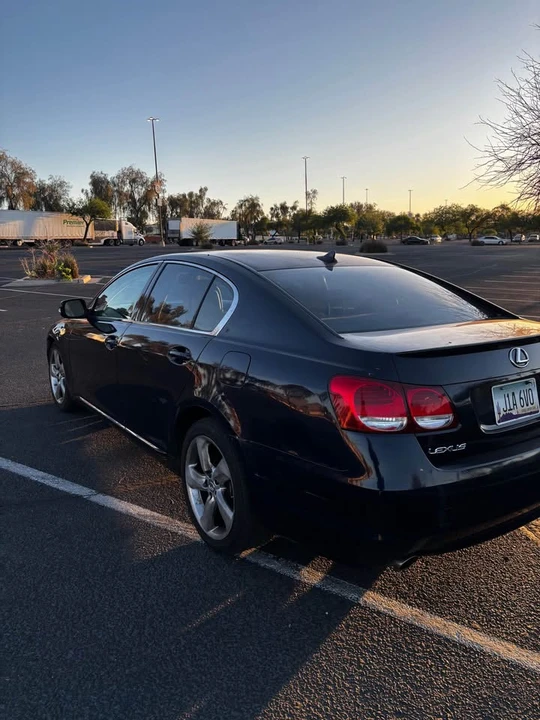 2010 Lexus GS 3rd Gen - Image 2 of 9