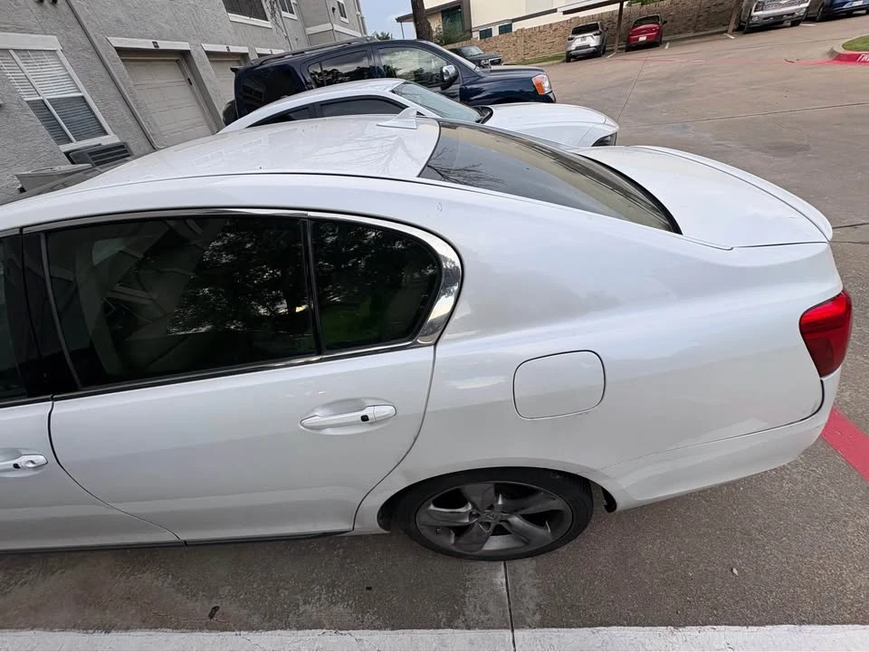 2010 Lexus GS 3rd Gen - Image 15 of 19