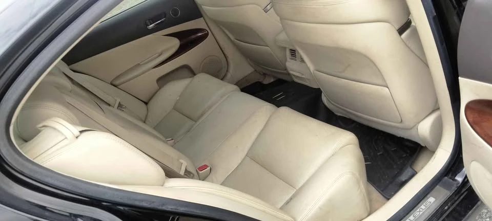 2010 Lexus GS 3rd Gen - Image 3 of 8