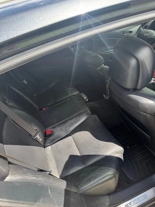 2010 Lexus GS 3rd Gen - Image 11 of 15
