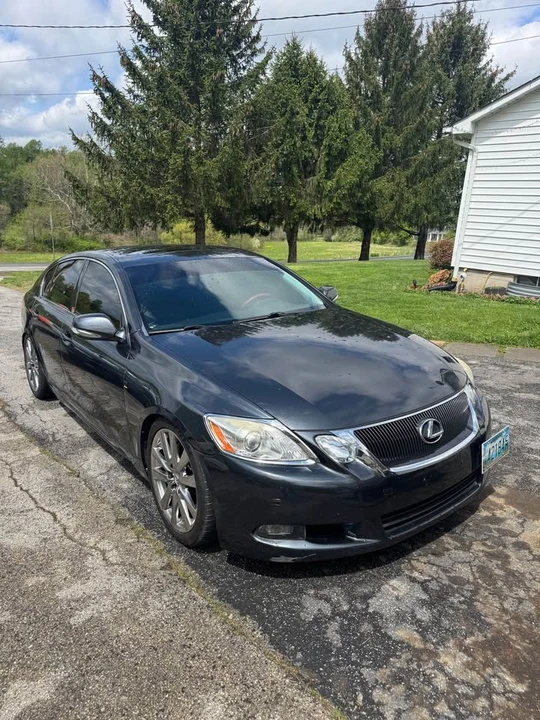 2010 Lexus GS 3rd Gen - Image 2 of 15