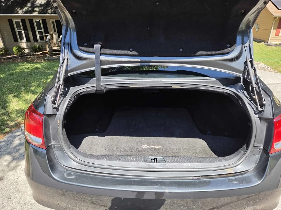 2010 Lexus GS 3rd Gen - Image 12 of 16