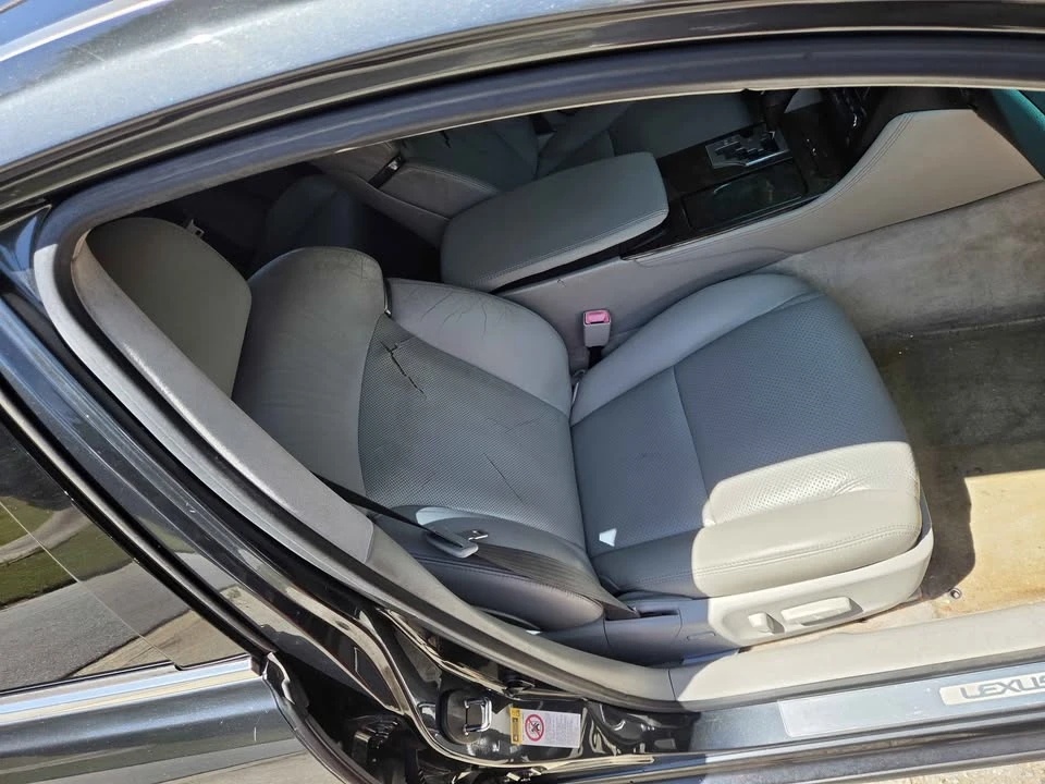 2010 Lexus GS 3rd Gen - Image 7 of 16