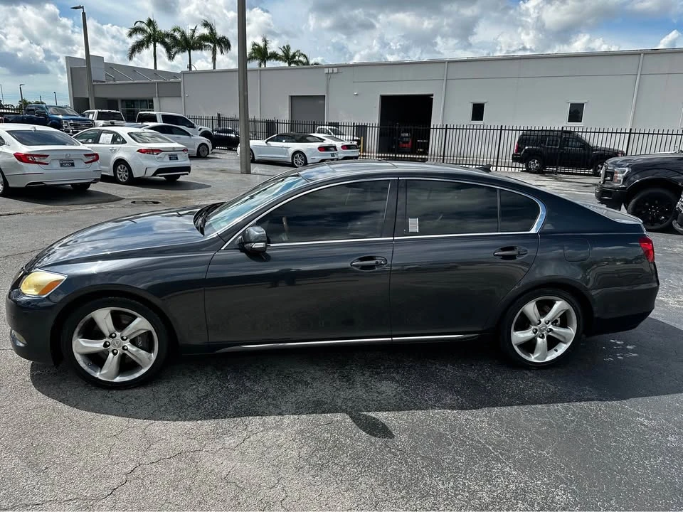 2010 Lexus GS 3rd Gen - Image 9 of 13
