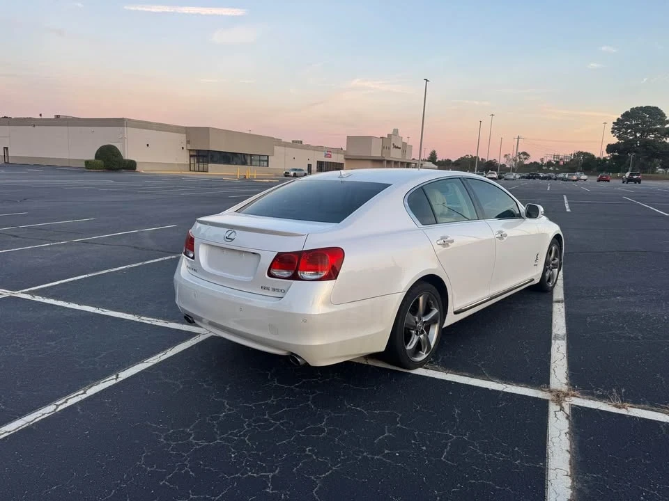 2010 Lexus GS 3rd Gen - Image 5 of 20