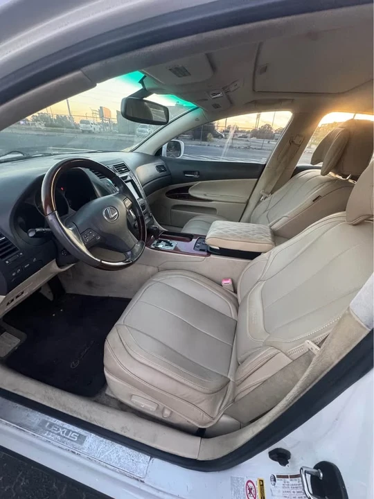 2010 Lexus GS 3rd Gen - Image 12 of 20