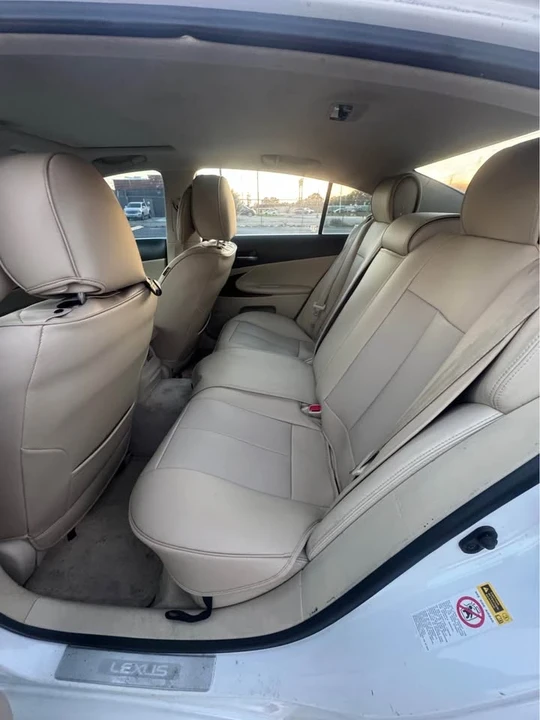 2010 Lexus GS 3rd Gen - Image 11 of 20