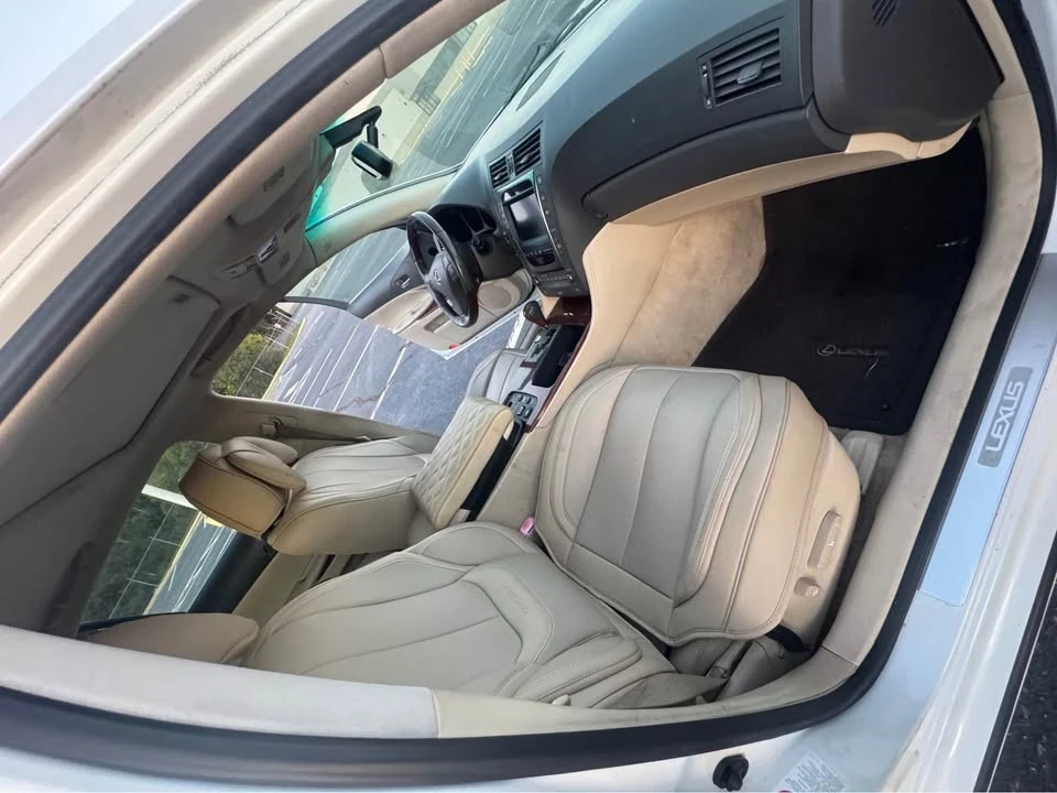 2010 Lexus GS 3rd Gen - Image 14 of 20