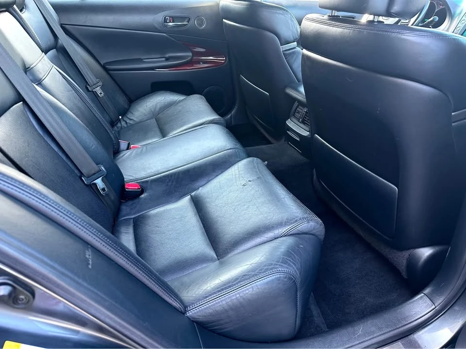 2010 Lexus GS 3rd Gen - Image 13 of 17