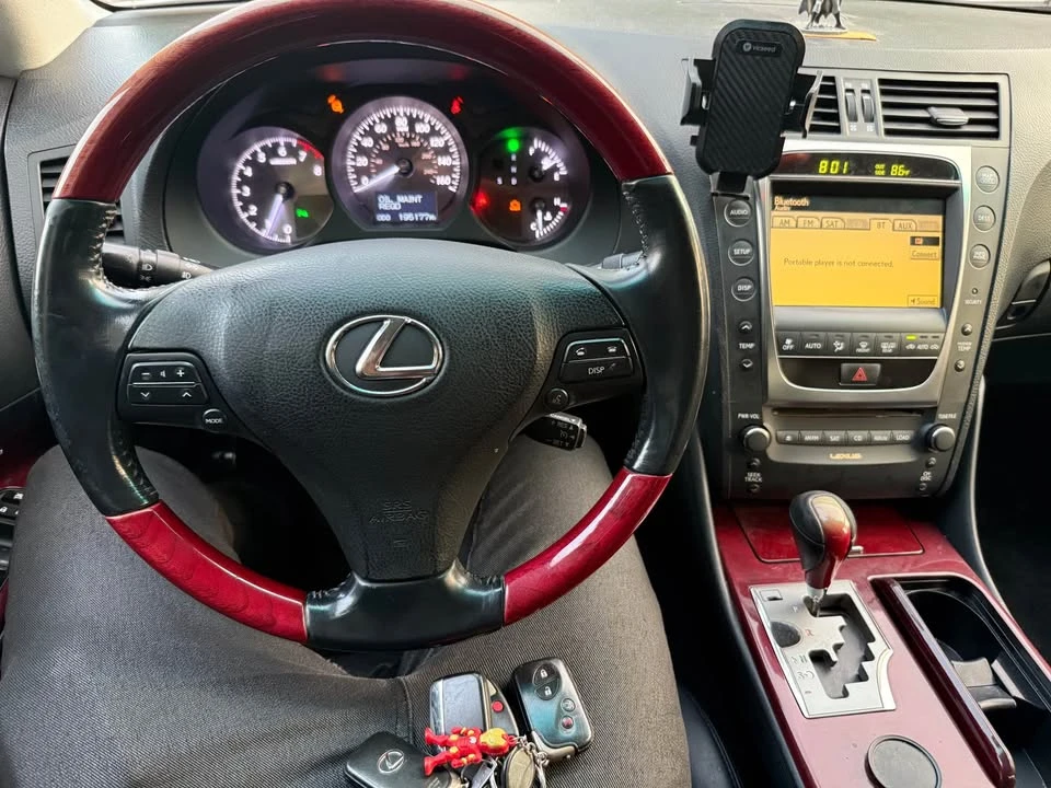 2010 Lexus GS 3rd Gen - Image 9 of 11