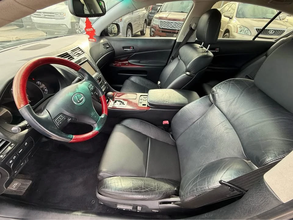 2010 Lexus GS 3rd Gen - Image 10 of 17
