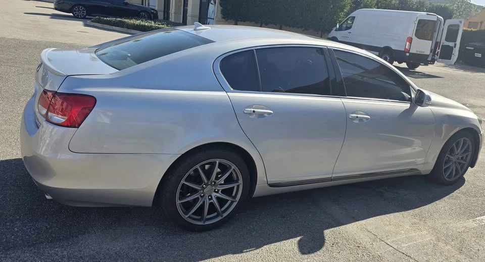 2010 Lexus GS 3rd Gen - Image 16 of 18