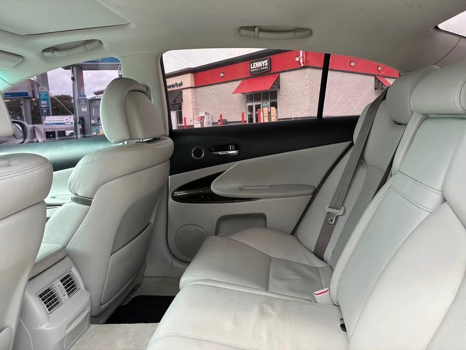 2010 Lexus GS 3rd Gen - Image 9 of 12