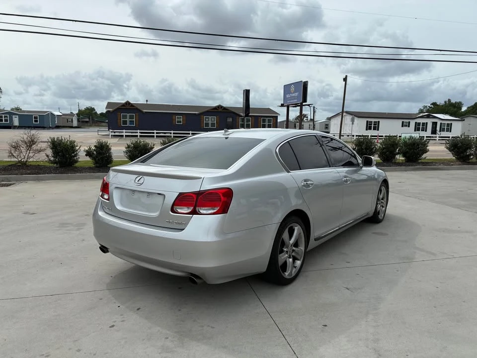 2010 Lexus GS 3rd Gen - Image 4 of 12