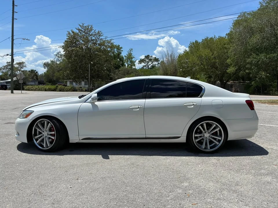 2010 Lexus GS 3rd Gen - Image 2 of 21