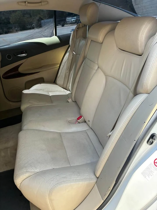 2010 Lexus GS 3rd Gen - Image 14 of 21