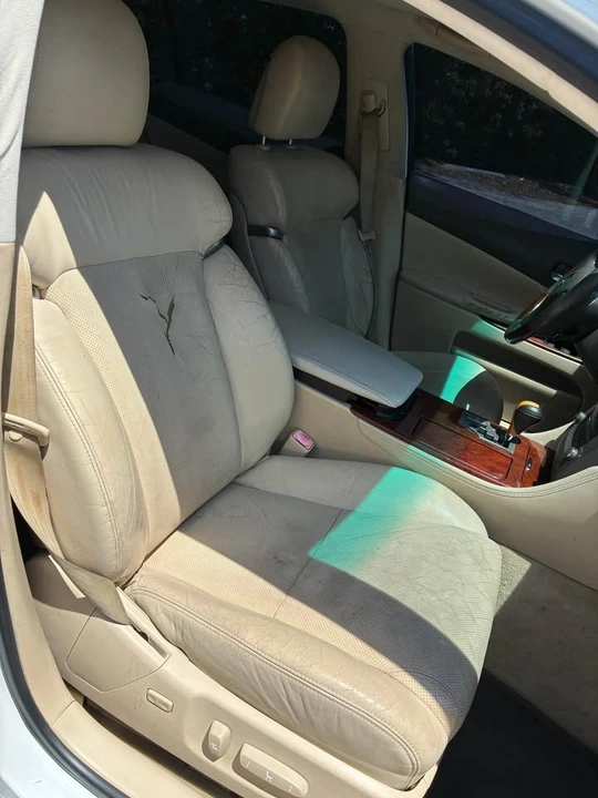 2010 Lexus GS 3rd Gen - Image 19 of 21
