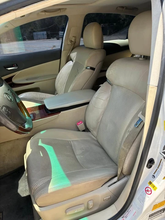 2010 Lexus GS 3rd Gen - Image 12 of 21