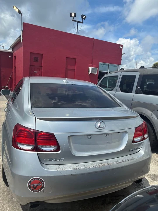 2010 Lexus GS 3rd Gen - Image 2 of 2