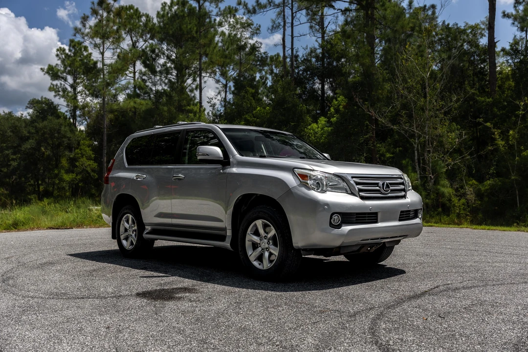 2010 Lexus GX 2nd Gen - Image 29 of 31
