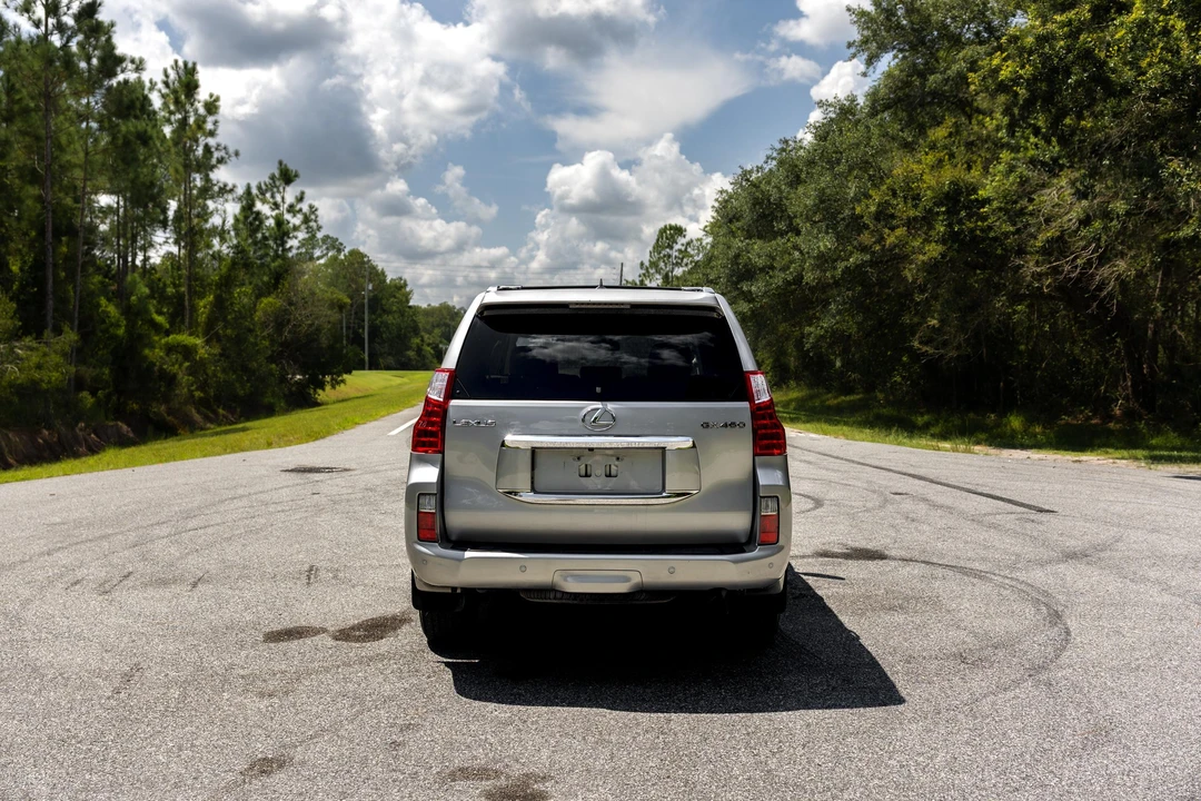 2010 Lexus GX 2nd Gen - Image 19 of 31