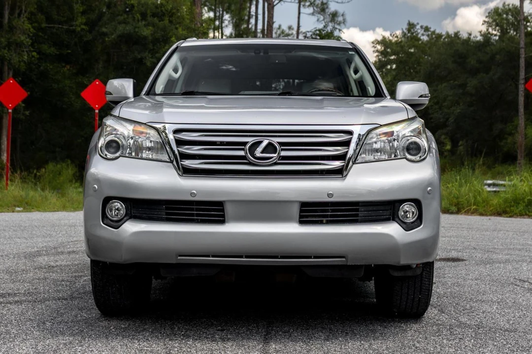 2010 Lexus GX 2nd Gen - Image 2 of 31