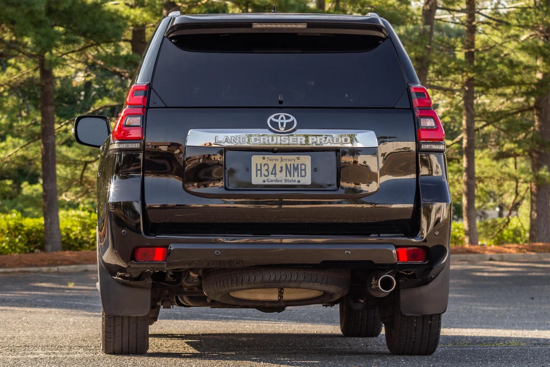 2010 Lexus GX 2nd Gen - Image 5 of 31