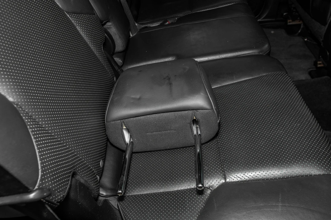 2010 Lexus GX 2nd Gen - Image 28 of 31