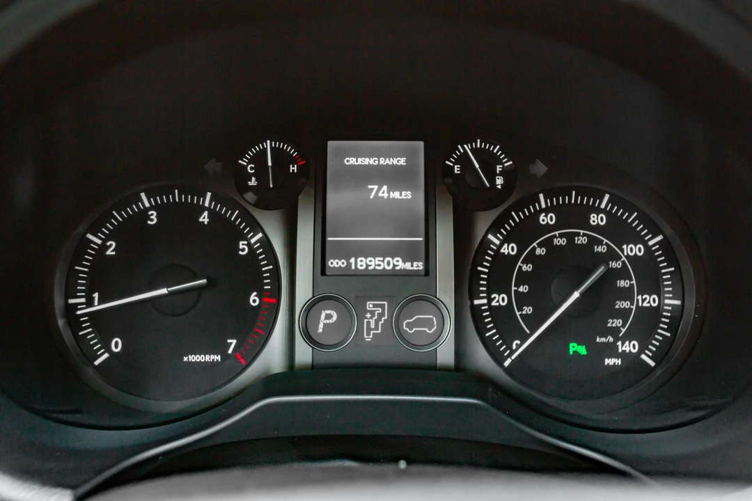 2010 Lexus GX 2nd Gen - Image 20 of 31