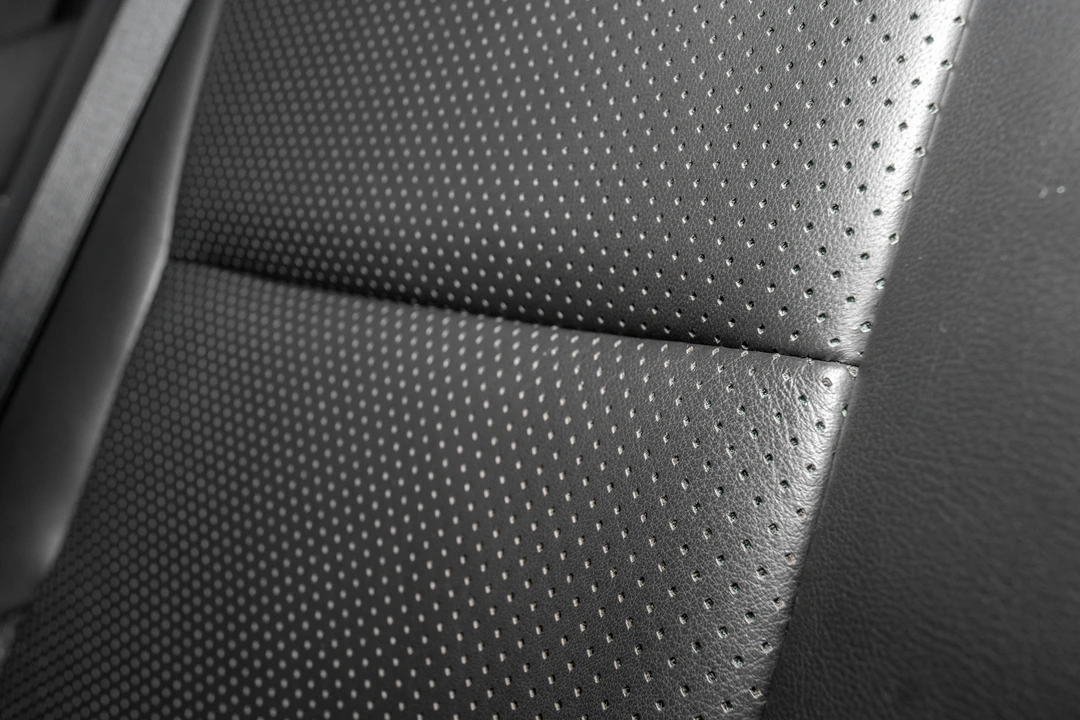 2010 Lexus GX 2nd Gen - Image 25 of 31