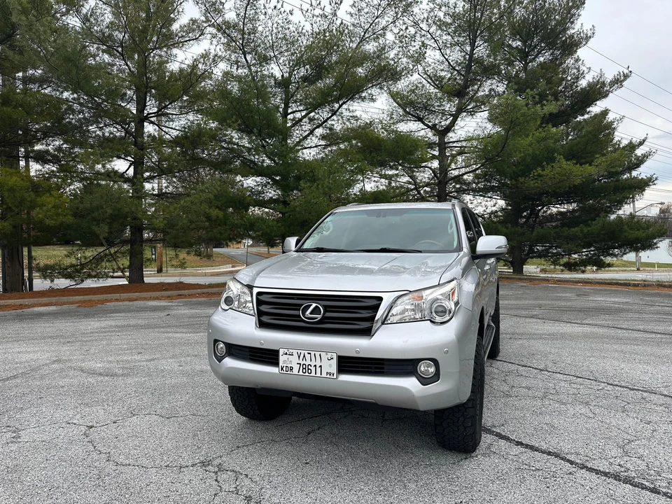 2010 Lexus GX 2nd Gen - Image 8 of 31