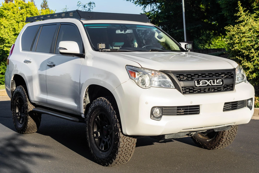 2010 Lexus GX 2nd Gen - Image 9 of 31