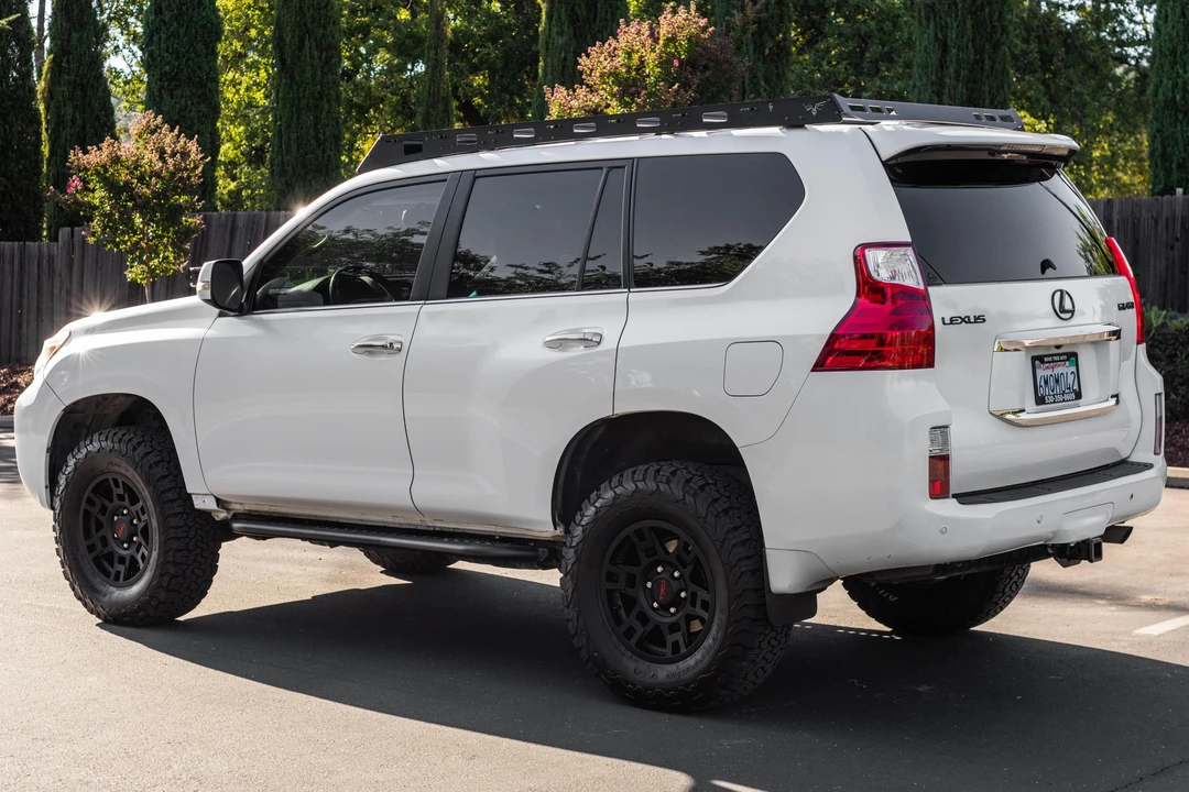 2010 Lexus GX 2nd Gen - Image 4 of 31