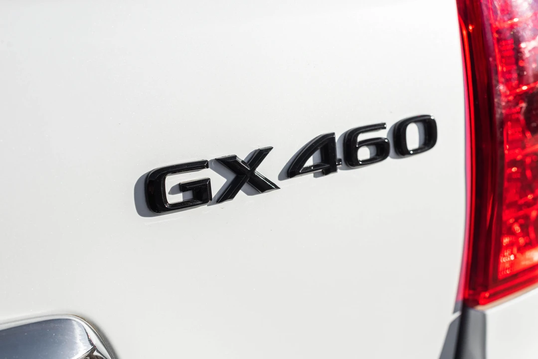 2010 Lexus GX 2nd Gen - Image 22 of 31