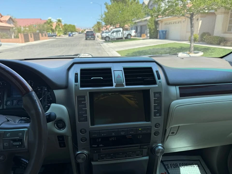2010 Lexus GX 2nd Gen - Image 10 of 16