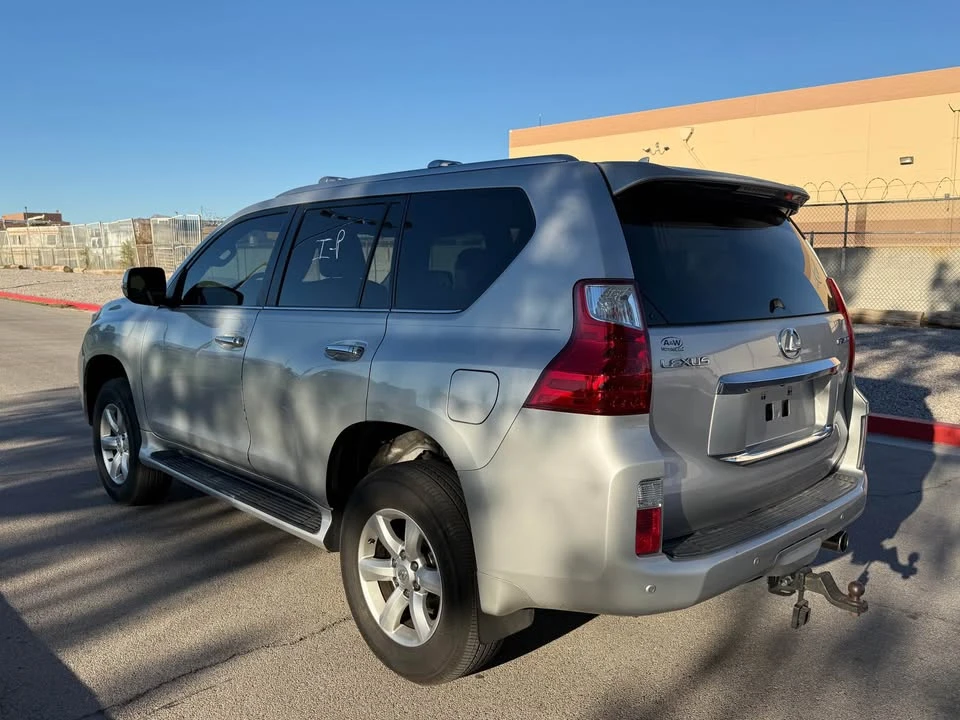 2010 Lexus GX 2nd Gen - Image 4 of 15