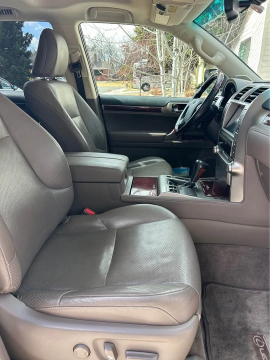 2010 Lexus GX 2nd Gen - Image 11 of 20