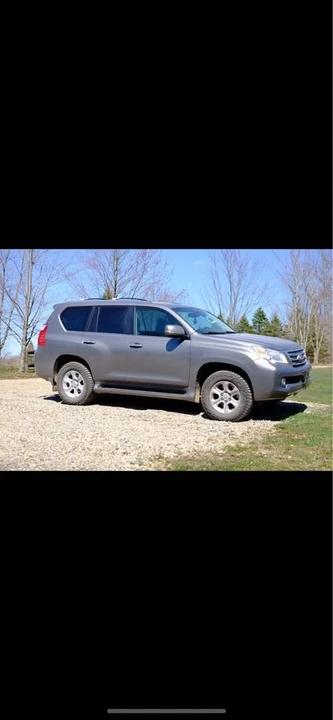 2010 Lexus GX 2nd Gen - Image 2 of 13