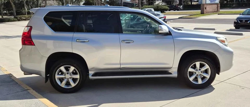 2010 Lexus GX 2nd Gen - Image 8 of 20