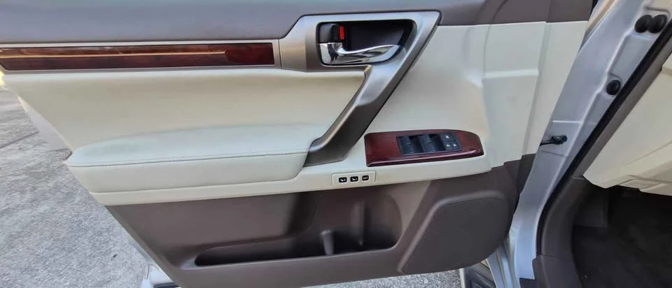 2010 Lexus GX 2nd Gen - Image 14 of 20