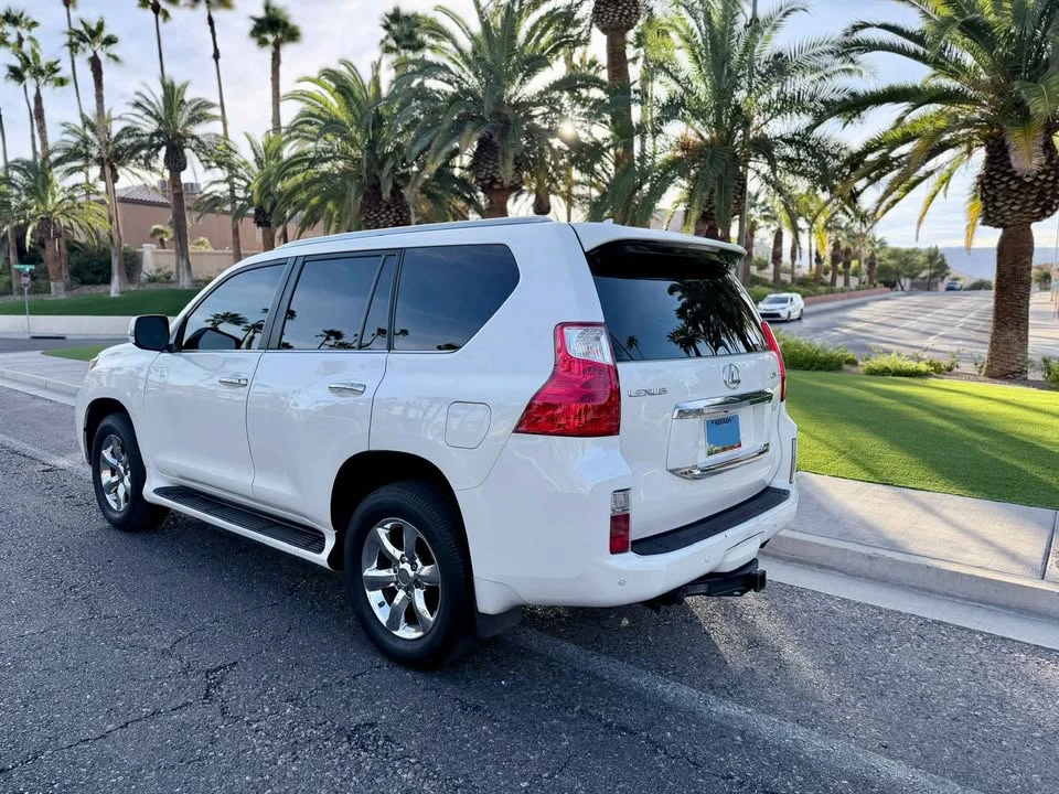 2010 Lexus GX 2nd Gen - Image 6 of 19