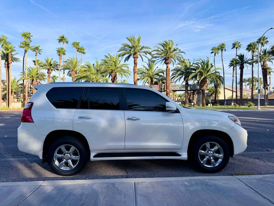 2010 Lexus GX 2nd Gen - Image 4 of 19