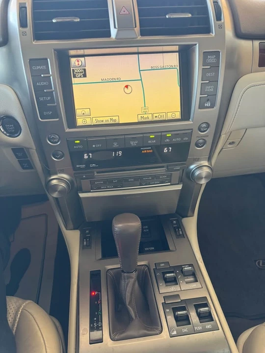 2010 Lexus GX 2nd Gen - Image 11 of 12