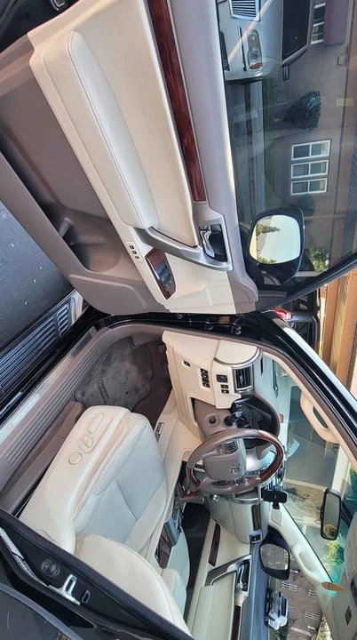 2010 Lexus GX 2nd Gen - Image 6 of 20