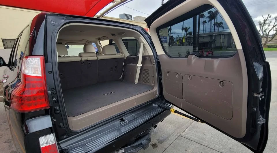 2010 Lexus GX 2nd Gen - Image 14 of 20